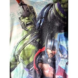 New Marvel Thor: Ragnarok Friend Fight Mens Graphic T Shirt Large Relaxed Fit